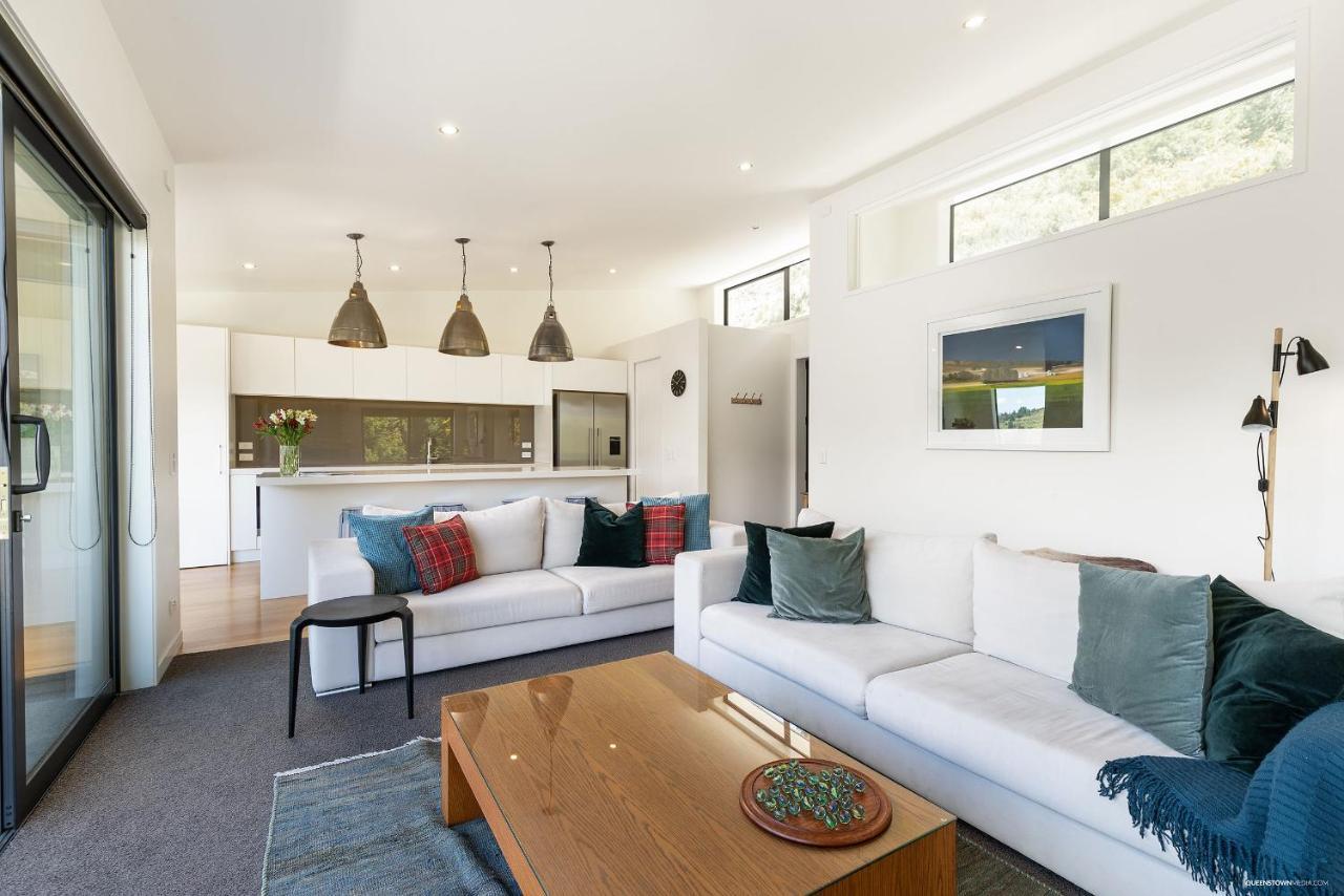 Villa Okataina - Means Place Of Laughter, Luxury Retreat Queenstown Exterior foto